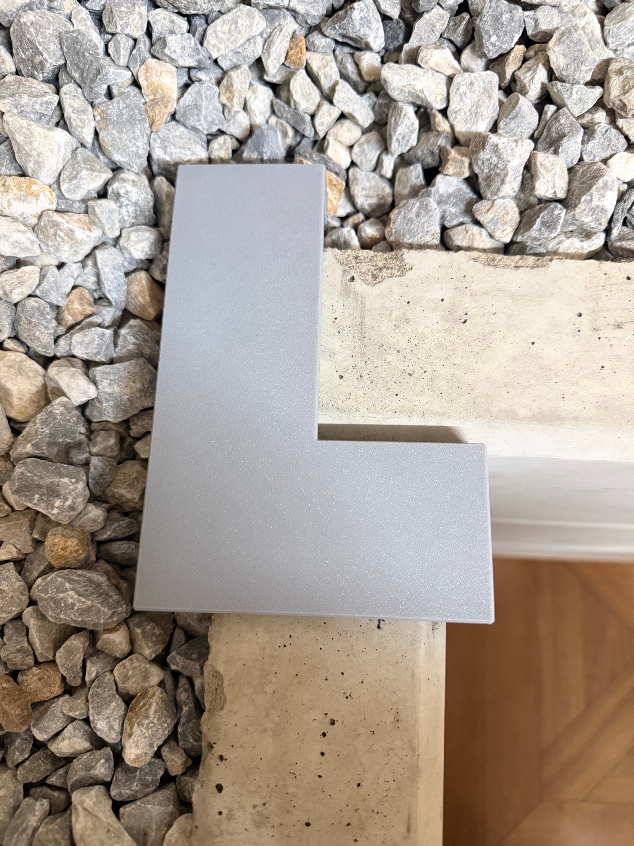Premium 90 Corner Cap 100TFC/PFC